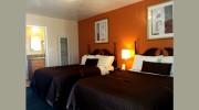 Holland Inn & Suites